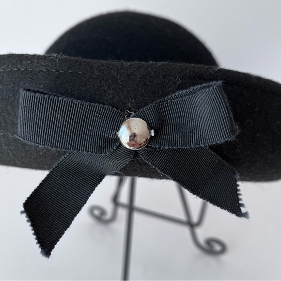 Women’s Black Wool Felt Hat Breton Roller Cloche Vintage - Picture 4 of 10